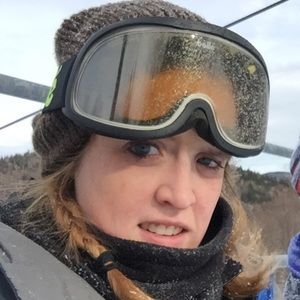 Meet your Posher, Alyssa